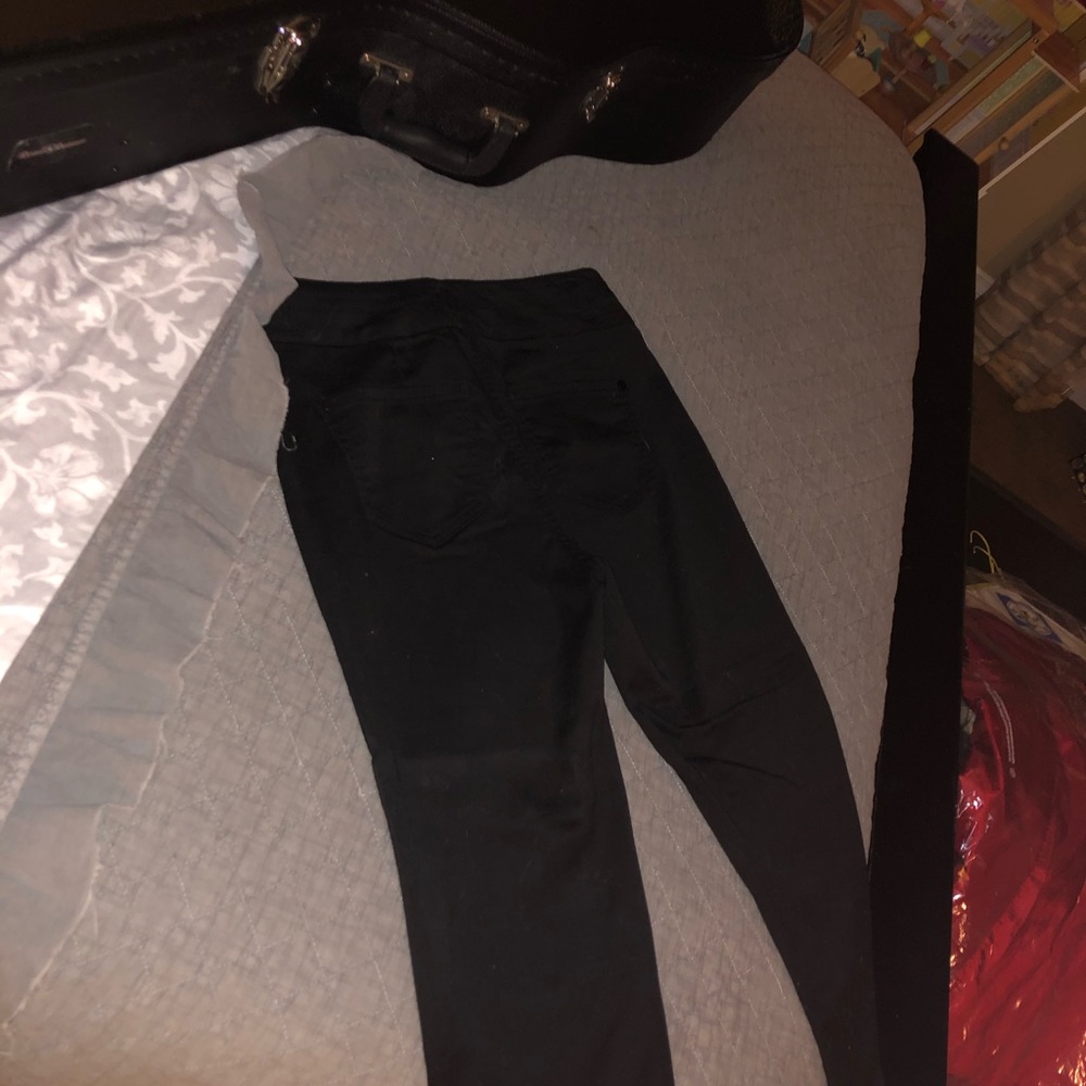 Black Jeans